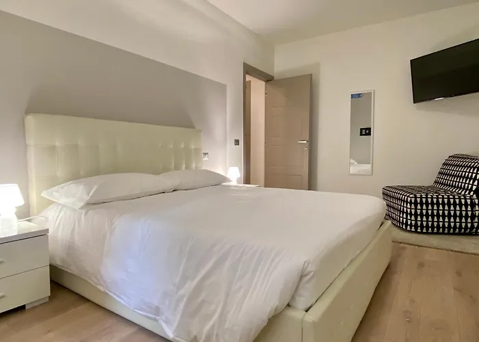 Standard Separate Building Apartment